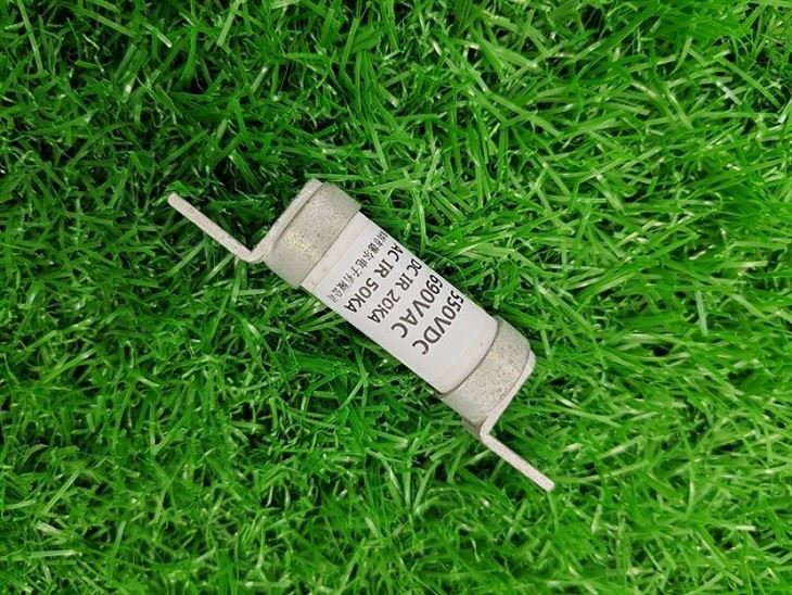 19*47mm AR 20kA Industrial Centre Bolted Tag Fuse Link 550V Bs88 Fuse 100a